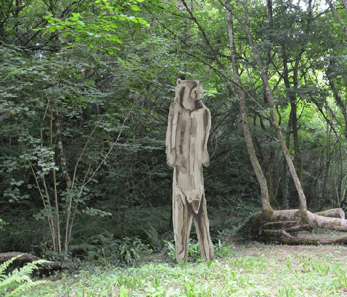 "L’Homme Lion", 2017-2018. Commande Publique pour le Musée-forum de l’Aurignacien, Aurignac © Abraham Poincheval / agence Pièces montées