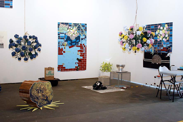 Scoli Acosta, Big Well Nada, vues d'exposition, Miami 2008. Courtoisie Galerie Laurent Godin, Paris