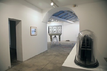 Vue de l’exposition de Julien Berthier à la galerie Georges-Philippe et Nathalie Vallois